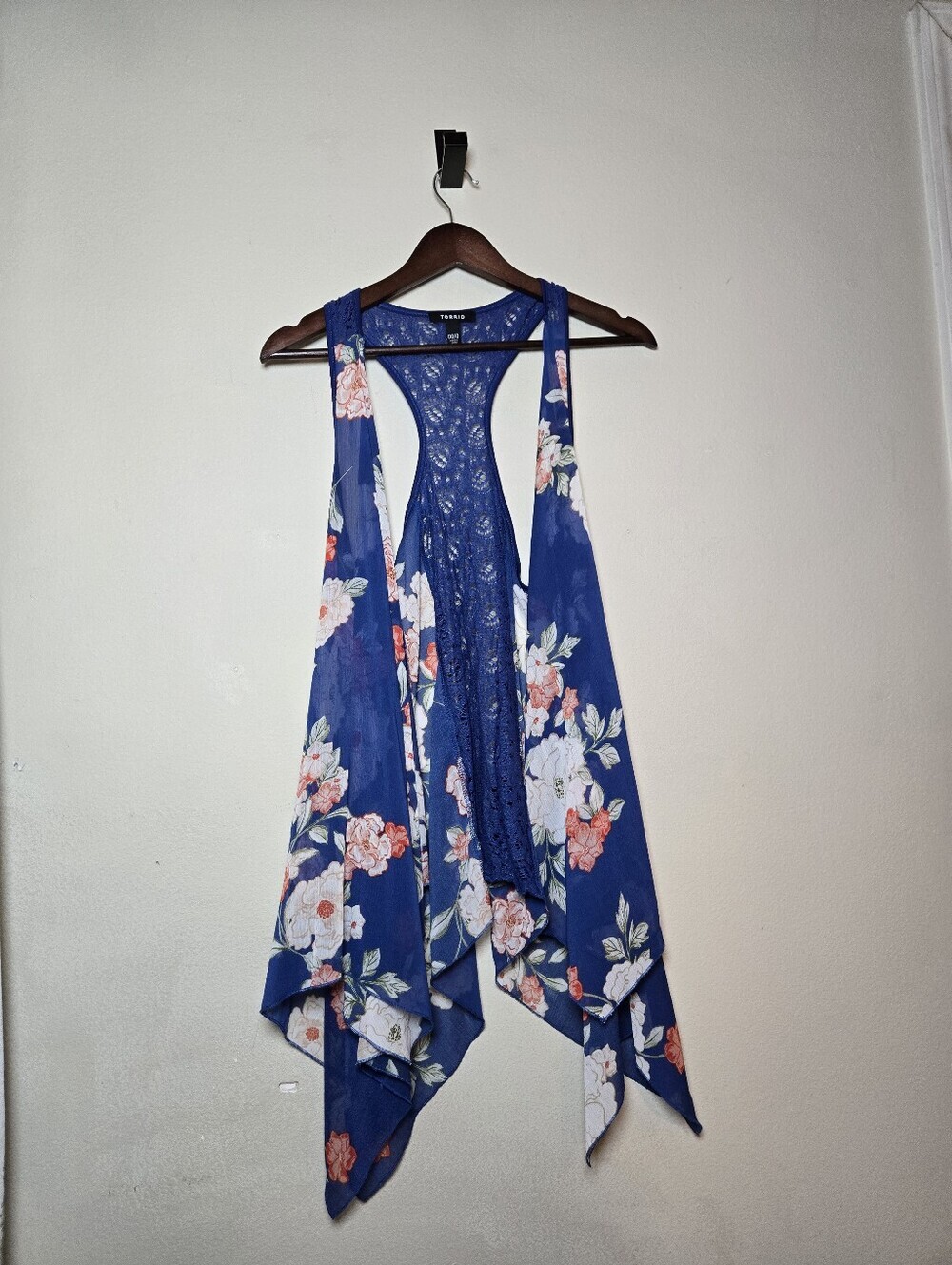 Women's Torrid Blue Floral Lace Back Tank Top 0X